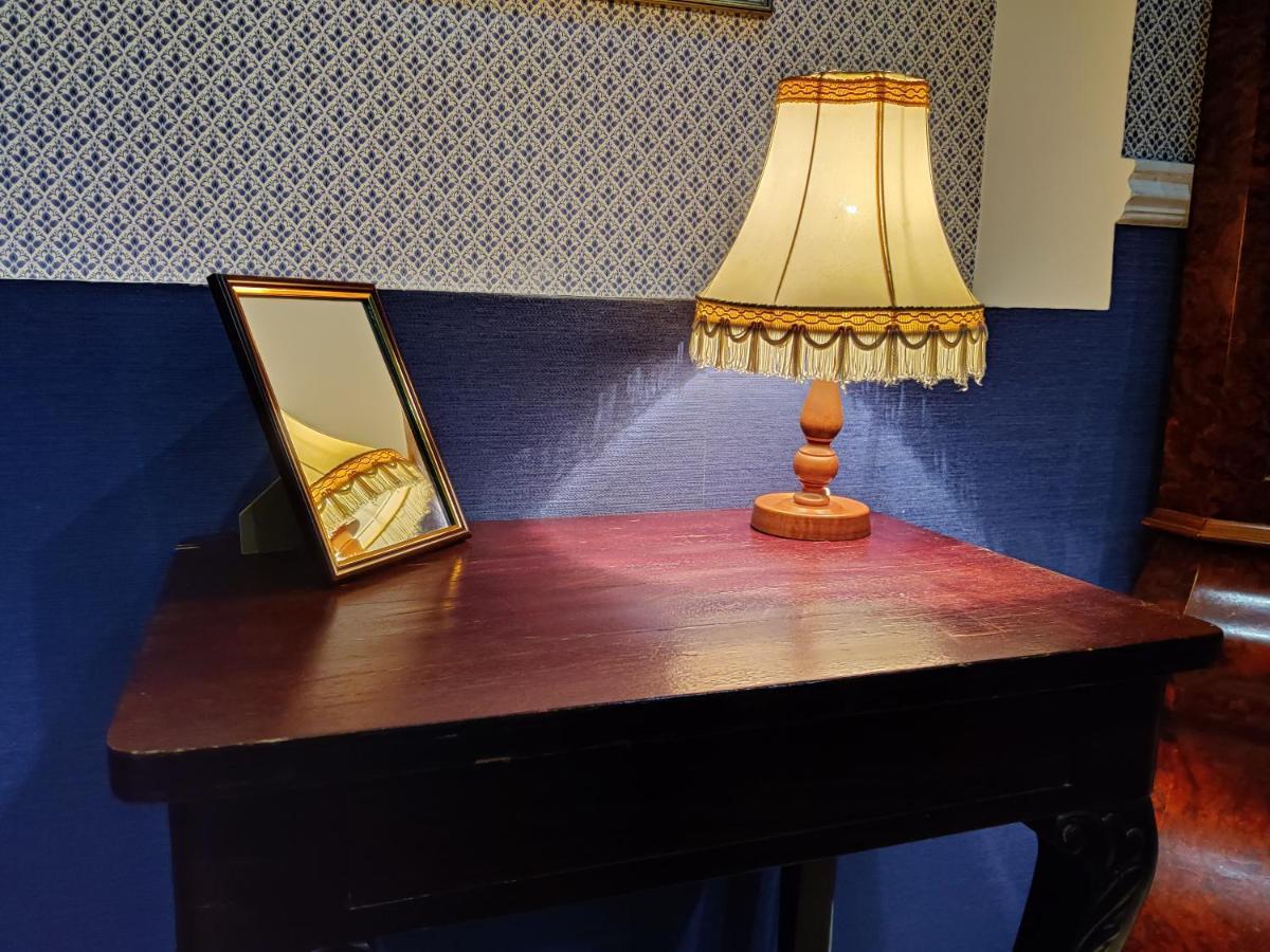 Chaplin Hotel Lviv Luaran gambar