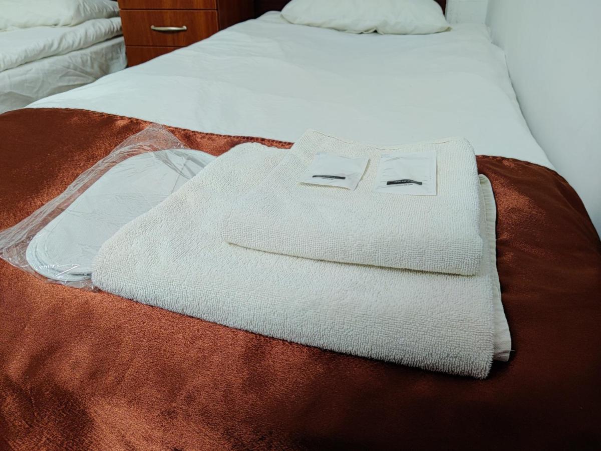 Chaplin Hotel Lviv Luaran gambar