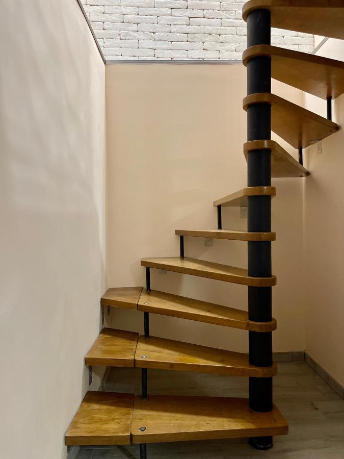 Chaplin Hotel Lviv Luaran gambar