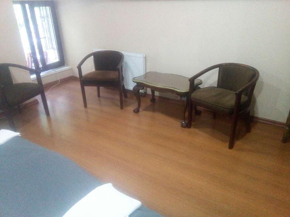Chaplin Hotel Lviv Luaran gambar